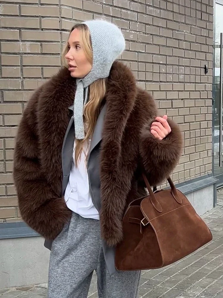 

2025 New Street Style Faux Coat Women Thick Warm Autumn Winter Plush Fur Overcoat High-Quality Stand Collar Fox Fur Jacket