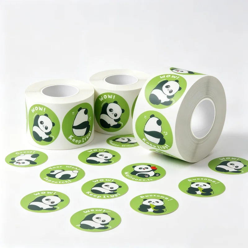 500Pcs/Roll 25mm Round Dot Stickers Lovely Giant Panda Cartoon Pattern for School Supplies Home Decor DIY Craft Decoration