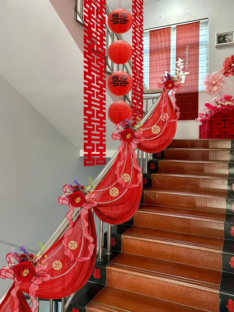 Wedding staircase handrail decoration, gauze curtain simulation flower