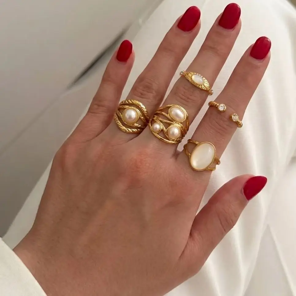 Edelstahlring für Damen, Vintage-Imitation Perlenmuschel Kristall Zirkon Gedrehter Hohler Knöchelring, Partyschmuck