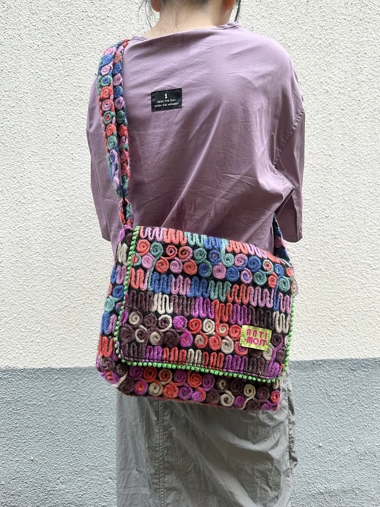 New Original Retro Candy Colored Yarn Embroidered Crossbody Bag With Splicing And Contrasting Colors Large Capacity Shoulder Bag