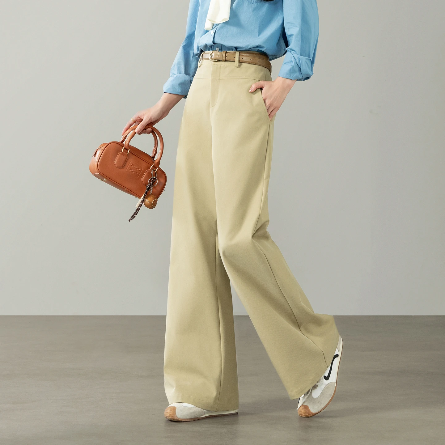 SENTUBILA Women's Flared Pants 2026 Spring Autumn Seam Detail High‑rise Long Trousers Office Commuter Casual Pants 163KE7996