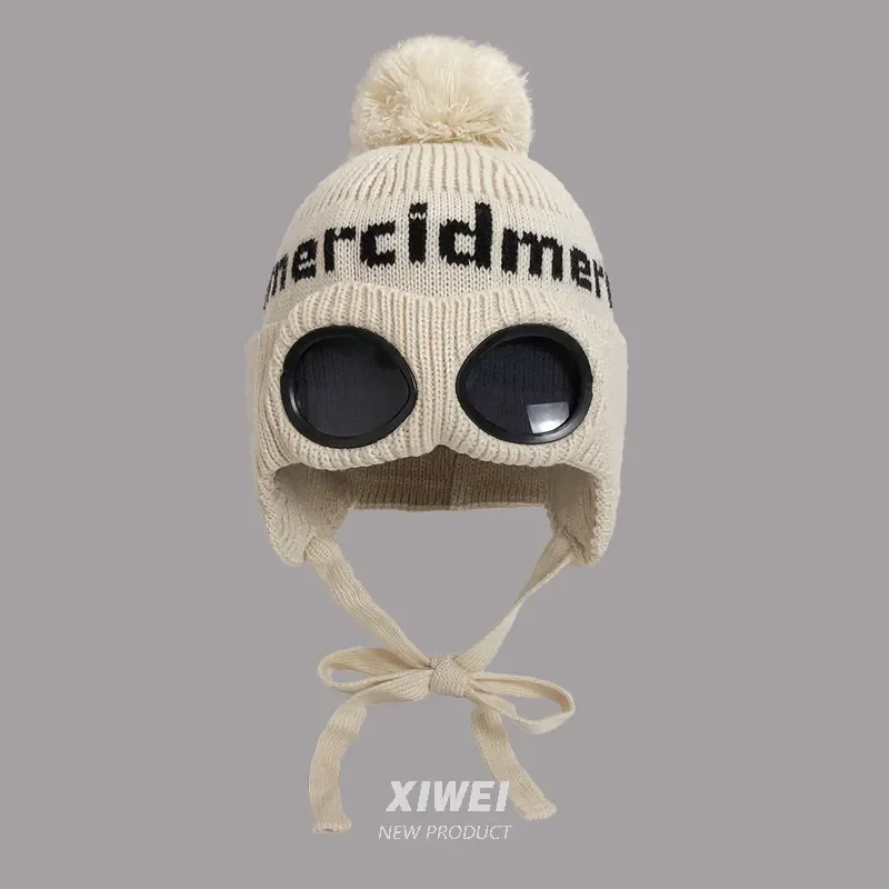 Hooded hat with fleece glasses for cold and warmth, CP couple hat for autumn and winter skiing, ear protection, knitted pilot