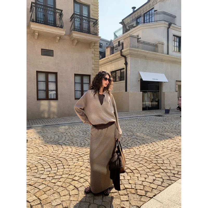 

New Style Patchwork Two-Piece Sweatshirt with SkirtWoman clothesFashionable and Stylish Outfit2025New Product skirt New two