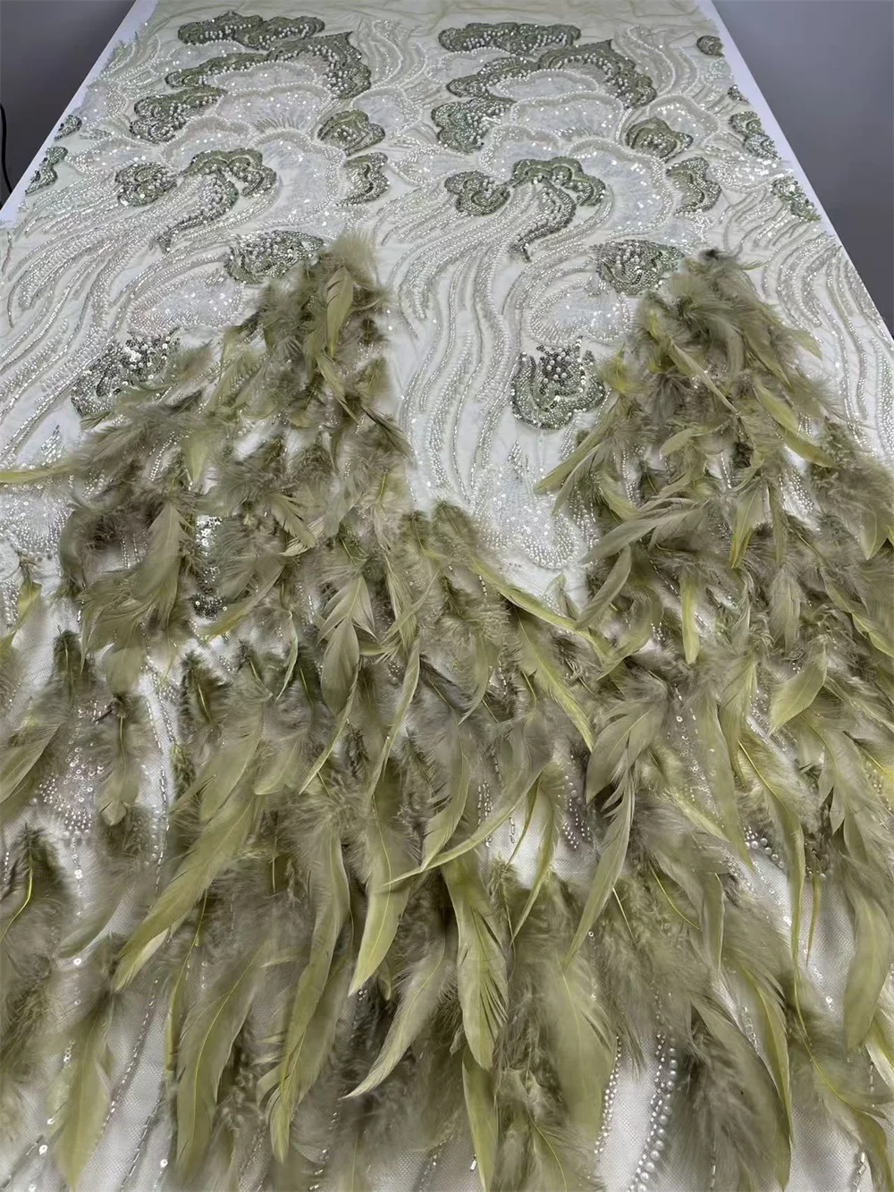 5 Yards Luxurious 3D Feather African Groom Sequins Lace Fabric 2025 High Quality French Embroidery Beads Lace Nigerian Sewing