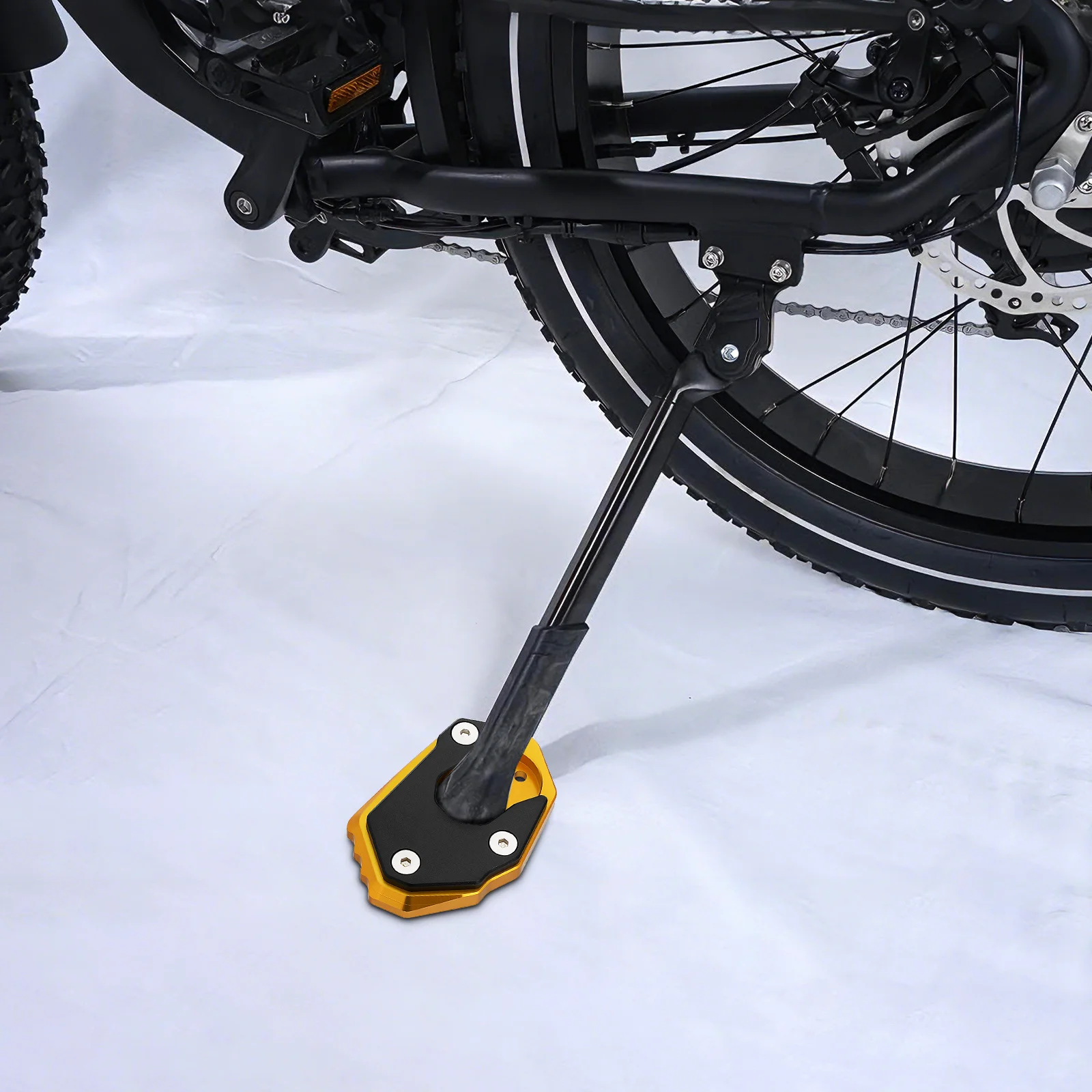 

1pcs Motorcycle Side Stand Pad Metal Anti- For Grass Mud Extension Accessory Motorcycle Pads