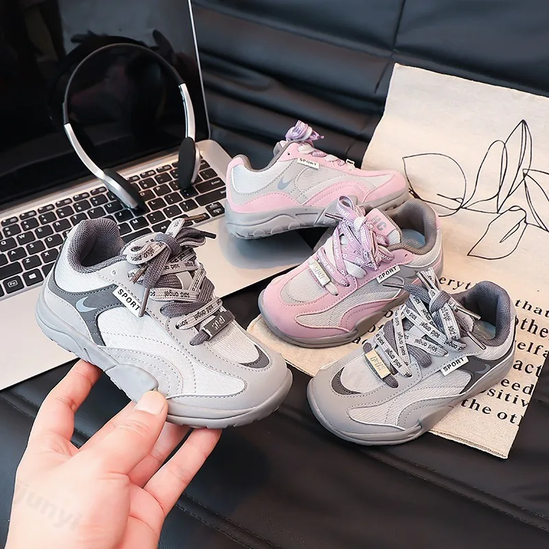

Children's Fashion Trend Low Top Casual Thick Soled Sports Shoes 2025 Autumn New Girls' Comfortable Versatile Platform sneakers