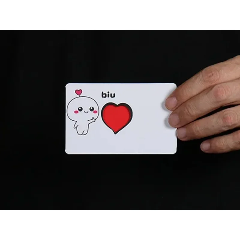 Klepnij sercem Magiczne sztuczki Sztuczki Rekwizyty Klepnij palcem serce Pojawiająca się karta Magia Magik Zbliżenie Iluzje Mentalizm