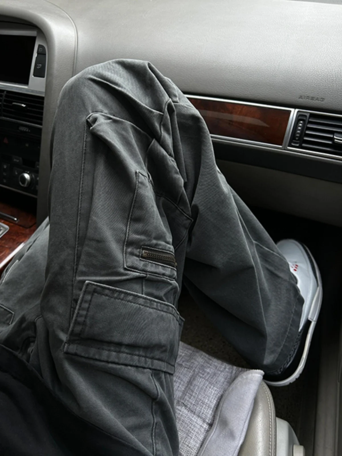 

ey Logging Pants Men's Spring Autumn American Retro Straight Leg Mountain Climbing Trousers Workwear Casual Pants