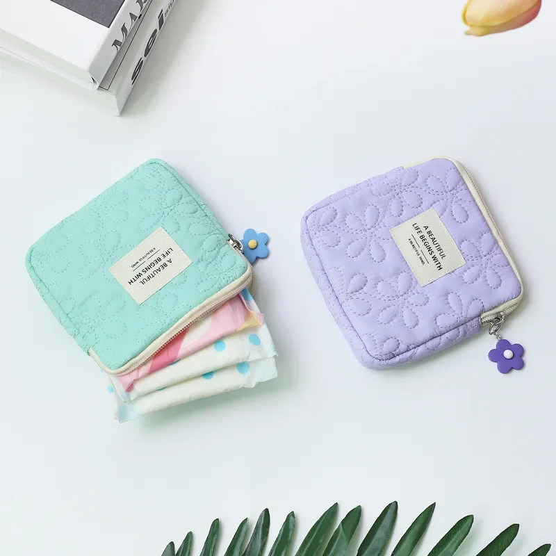 Fashion Women Small Cosmetic Bag Travel Mini Sanitary Napkins Organizer Make Up Coin Money Card Lipstick Storage Pouch Purse Bag