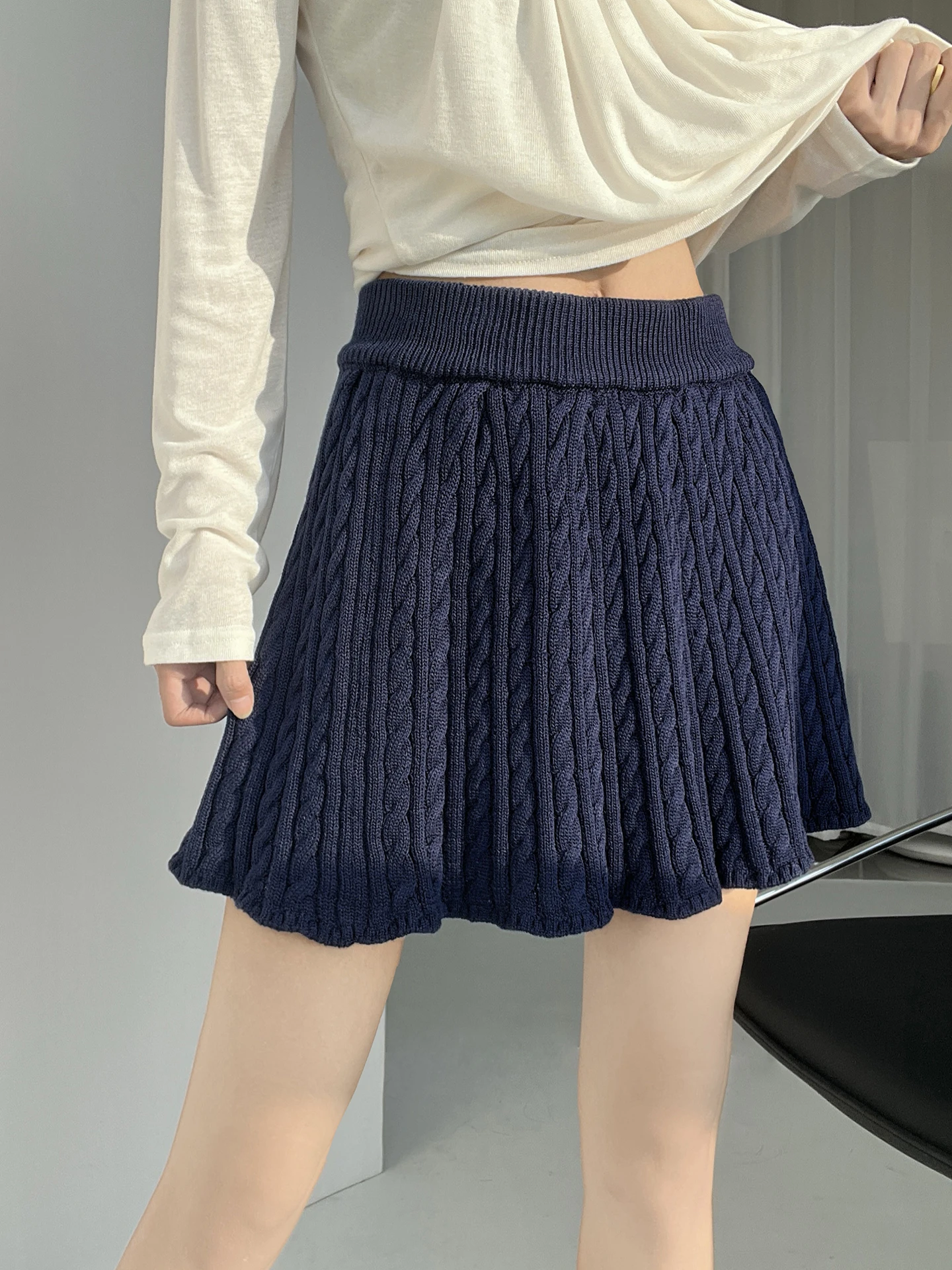 

Повседневная вязаная короткая юбка для женщин с высокой талией, А-силуэт, тибетский синий цвет, из крученой пряжи, зимняя модная юбка