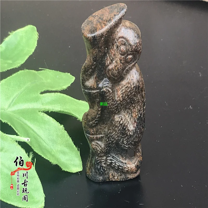 

Gao Yuzhan Han, Ming and Qing Dynasty jade Dong pendants, old jade carvings, old Xiuyu monkey ornaments, handles