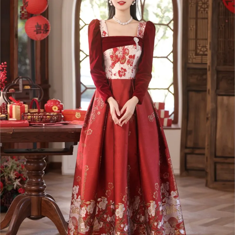 

Wine red toasting wear new Chinese retro velvet back dress