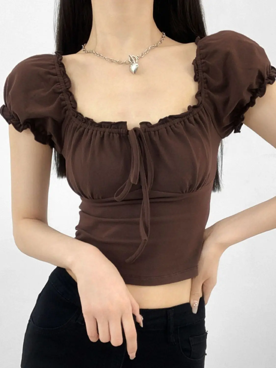 

Sexy Hot Girls New Summer Women Tops T-shirt Retro Square Collar Short Puff Sleeve Slim Niche Design Short T-shirts Streetwear