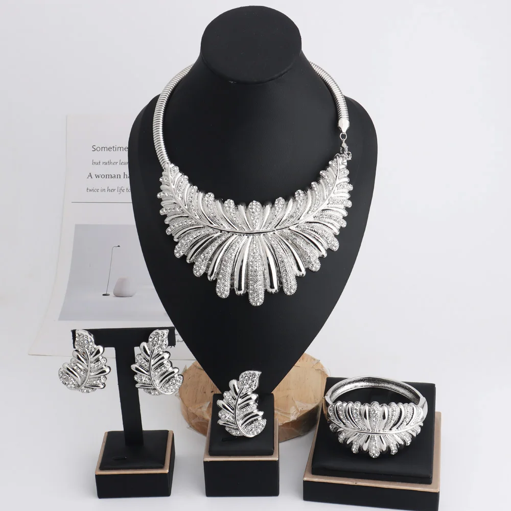 

New Fashion Luxury Africa Dubai Necklace Earrings Ring Bangle For Women Zircon Jewelry Sets For Bridal Party Wedding Full