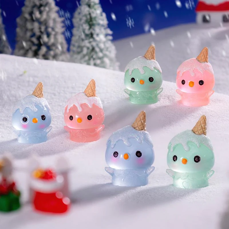 Random One Mini Luminous Ice Cream Cone Christmas Snowman Resin Car Ornaments Glow In The Dark Snowman DIY Dollhouse Accessories