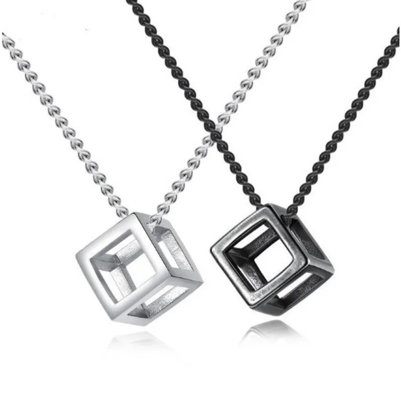 1 Piece Women and Men Vintage Simple Hollow Out Pendant Necklace Square Cube Three-dimensional Chain Necklace for Men Jewelry