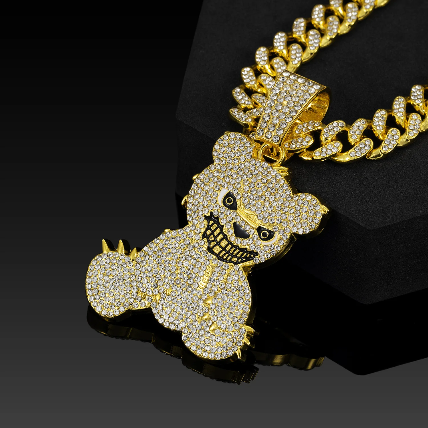 

Hip Hop Cub Necklace – Smirking Bear Pendant with Colorful Crystal Chain Hiphop Jewelry for Men Women Gold Silver
