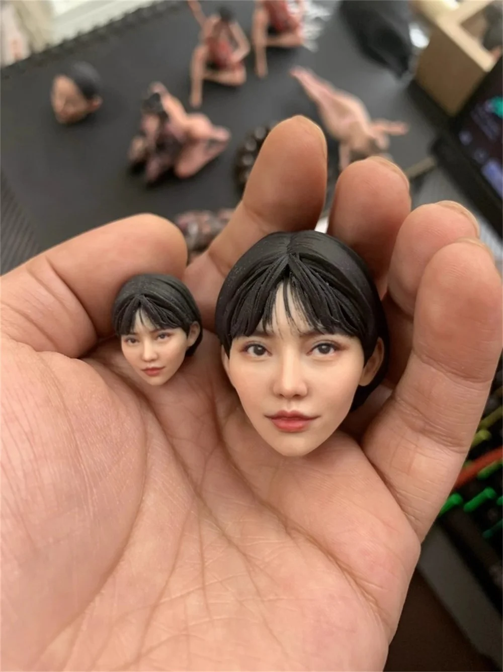 

Для продажи 1/6 1/12 1/18 Женская Азия Япония Кукла-солдат Яркая голова Лепка Резьба FukadaS EimiSS Игрушки Модель для 12 "6" Фигурка куклы