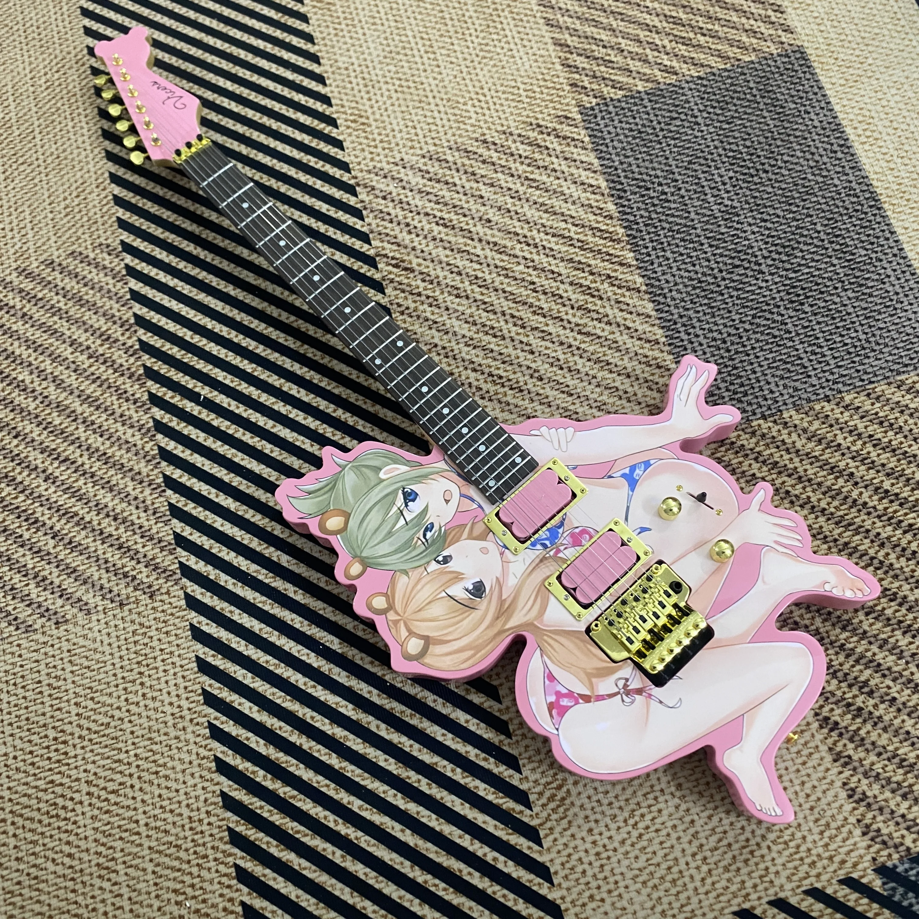 جيتار كهربائي على شكل خاص من Vicers مع لوحة أصابع من خشب الورد، 6 أوتار، 24 فريت، رقبة خشب القيقب، أجهزة ذهبية