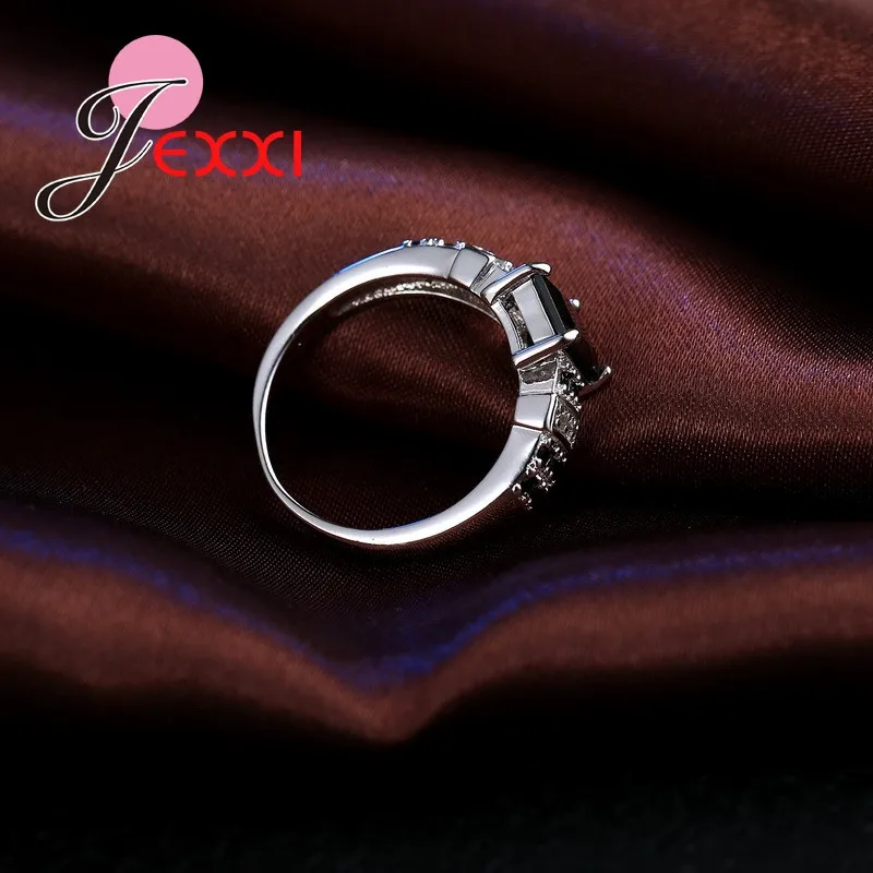 925 Sterling Silver Ring Mysterious And Cool Style Sparkling Black Stone Crystal For Lady Women Man Dressup Party Halloween