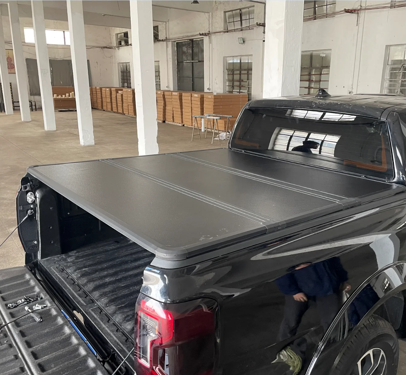 

4x4 Waterproof Pickup Truck Topper Aluminum Hard Tri-Folding Pickup Bed Tonneau Cover For Honda Ridgeline