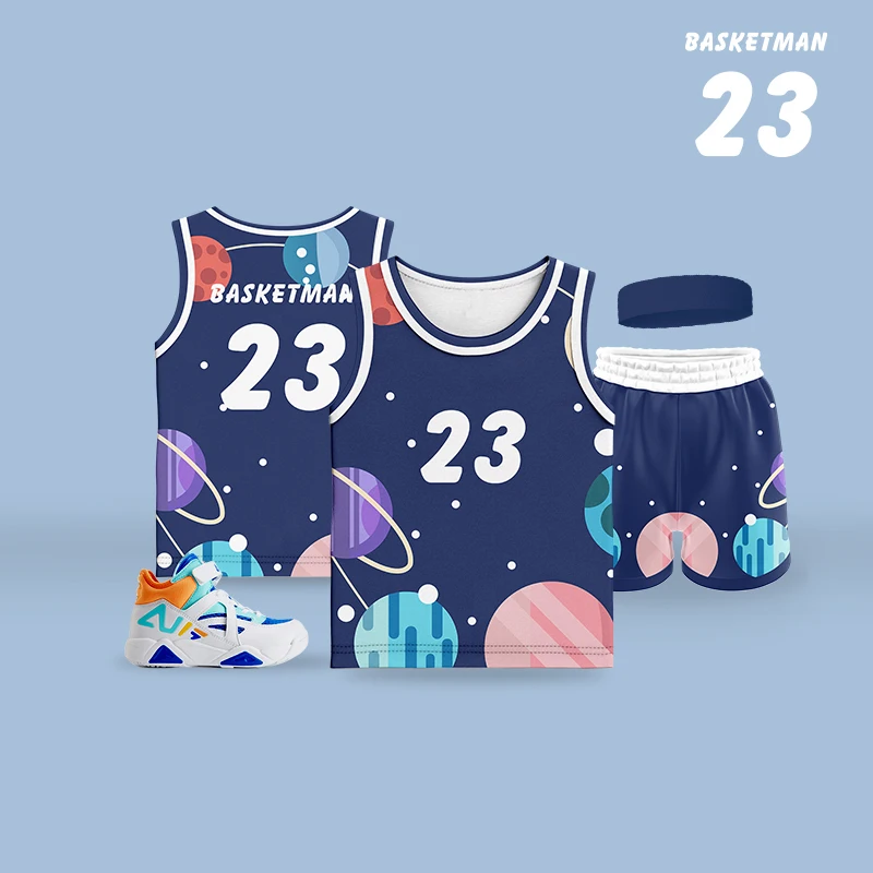 

Kids Basketball Kits For Boys Cool Astronaut Screen Prints Customizable Kindergarten Jerseys Shorts Quick Dry Training Tracksuit