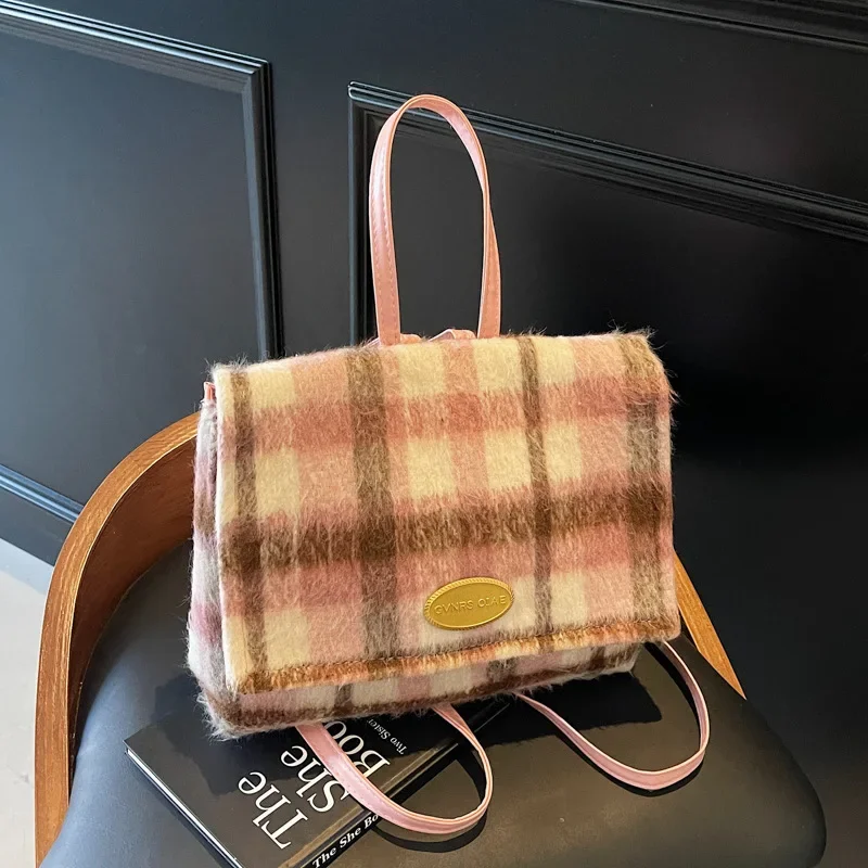 Large capacity commuter backpack versatile plaid small schoolbag