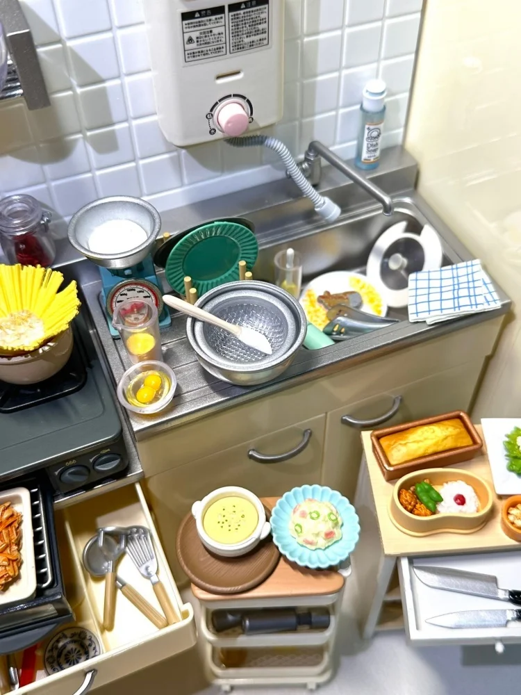 Re-Ment Figura Collezione di utensili da cucina Scatola cieca in miniatura Campione Petits Caramelle Giocattolo Ornamento per bambini Regalo Scena da collezione