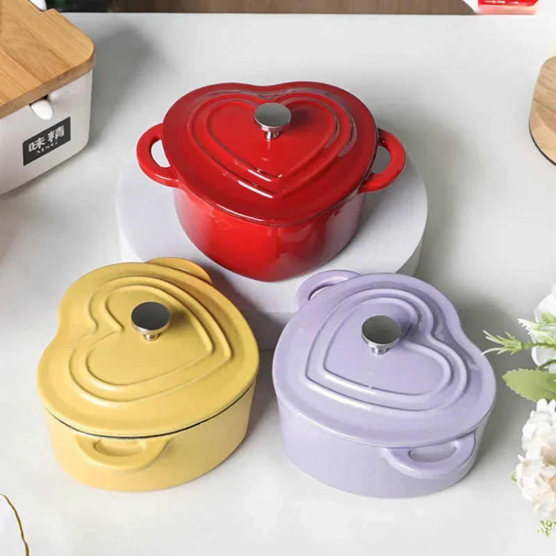 

Enamel Cast Iron Cooking Pots Heart-shaped Soup Kitchen Pot Multifunctional Stew Pot Polythermal Insulation Utensils for Kitchen