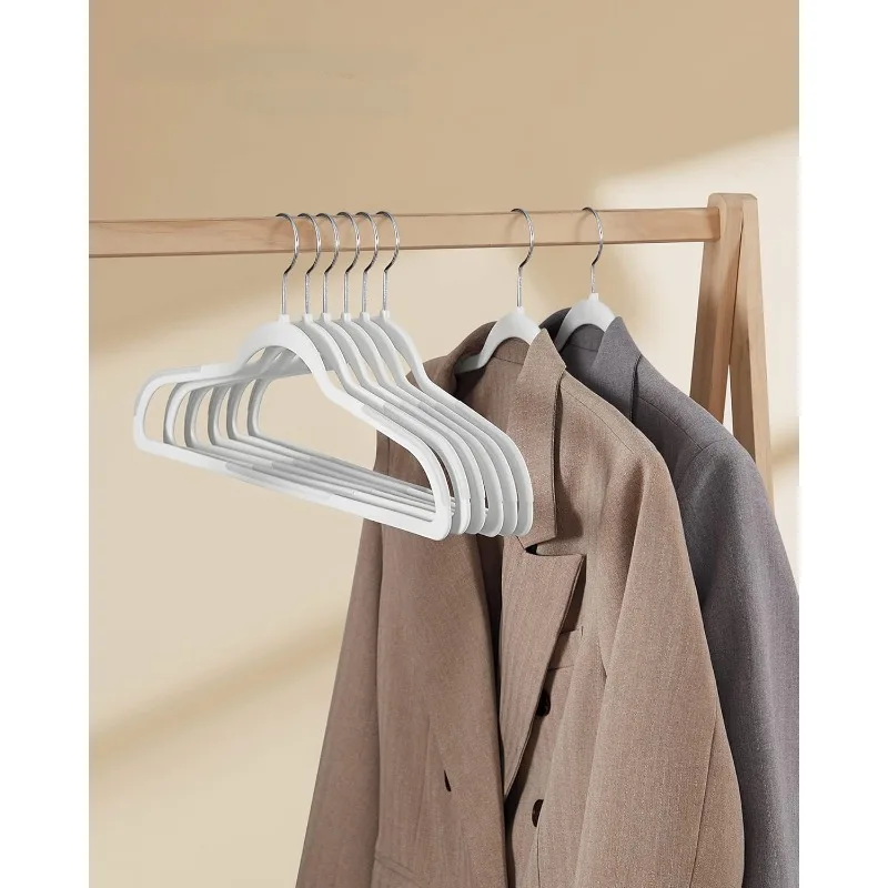 Clothes Hangers, Pack of 50 Plastic Coat Hangers, Space-Saving, 0.2 Inches Thick, 17.7 Inches Wide, 360° Swivel Hook