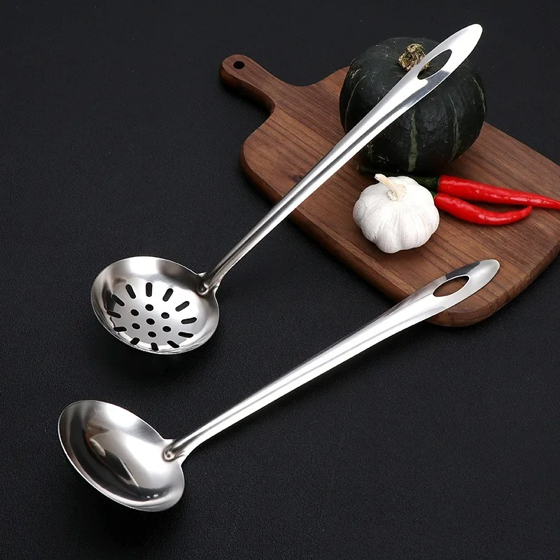 Stainless Steel Kitchen Ladle Creative Slotted Ladle Spoon Soup Ladle for Home Long Handle Separate Spoon Cooking Colander