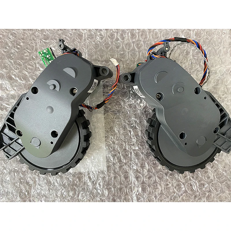 Original roborock sweeping robot S7 / S70 / S75 S5MAX S6MAXV accessories left and right wheel walking wheel module driving wheel