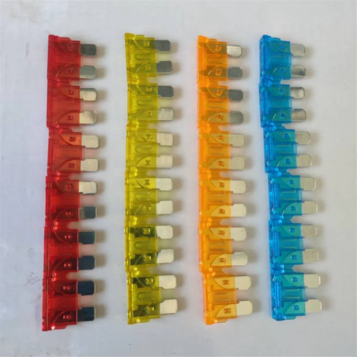 QUAI-IT12 طريقة بليد فيوز 12 فولت 32 فولت سيارة قارب فيوز حامل الصندوق مع لوحة الطاقة Campervan RV