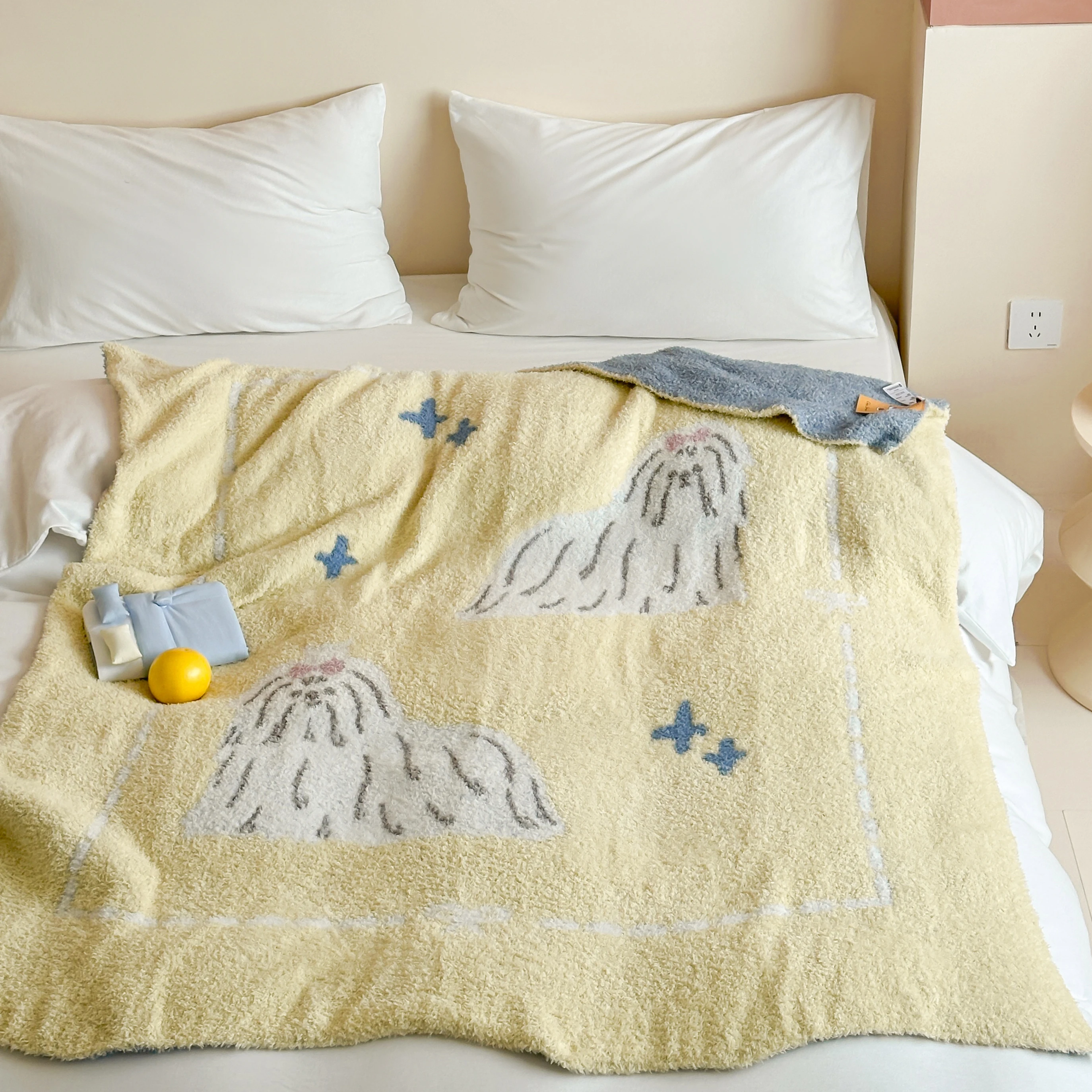 

Мягкое коралловое флисовое одеяло с мультяшным рисунком, теплое и уютное зимнее покрывало для девочек, приятное для кожи, из полиэфирного волокна, вязаное