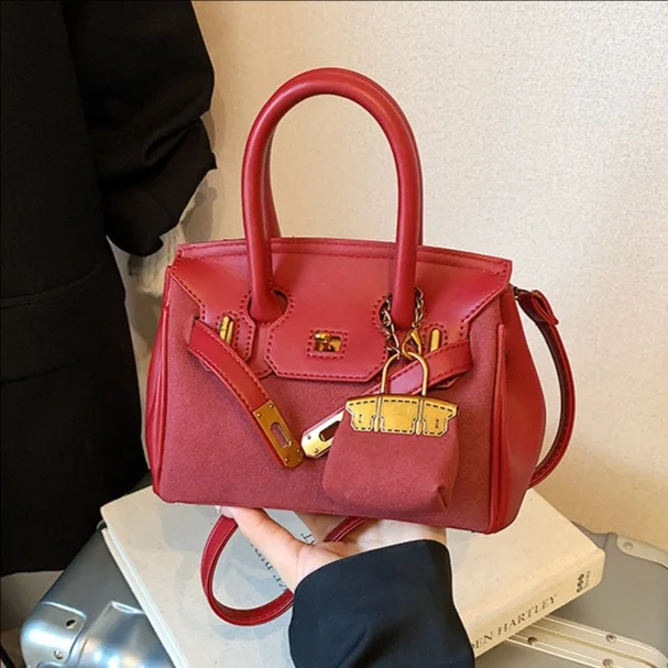 

Замшевая большая сумка во французском винтажном стиле для женщин, осень 202, новая дизайнерская роскошная сумка, модные женские сумки через плечо