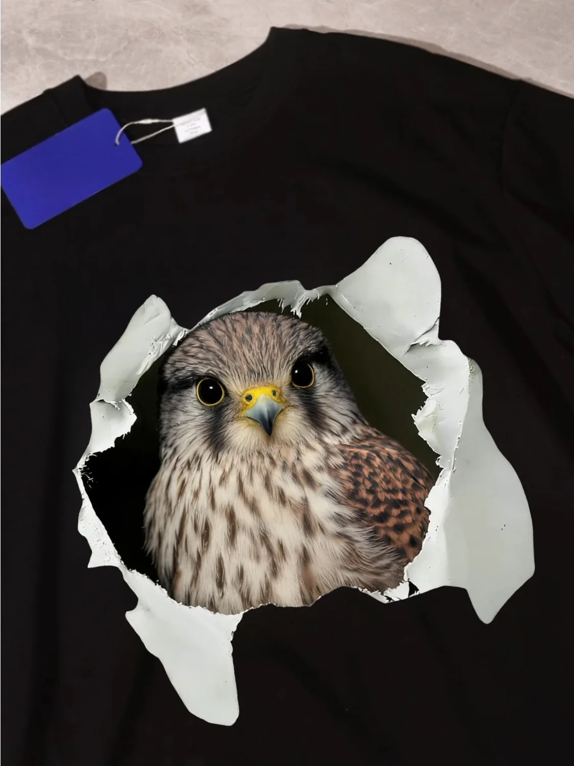 Hollow out Red Falcon Pure Cotton Short Sleeve T-Shirt Fun Print  Design Unisex Casual Commute Style Versatile round Neck