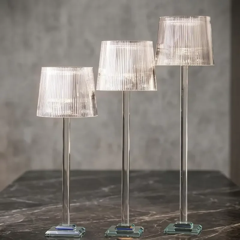 European Style Striped Glass Candlestick Holder Crystal Table Lamp Cover Wedding Decoration Centerpiece Home Decor