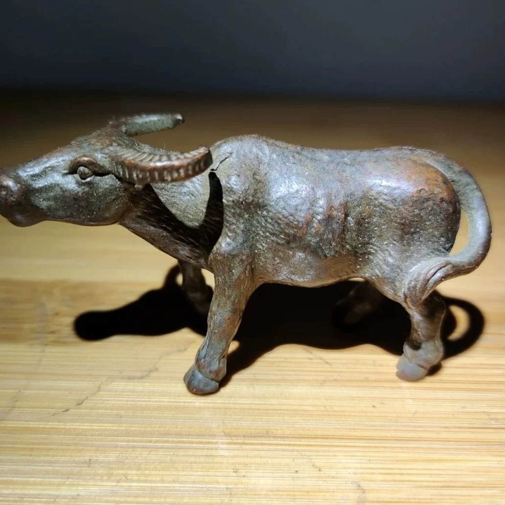 Bronze Animals of twelve zodiac signs, ox antique and old bronze collectibles, with a strong bull spirit