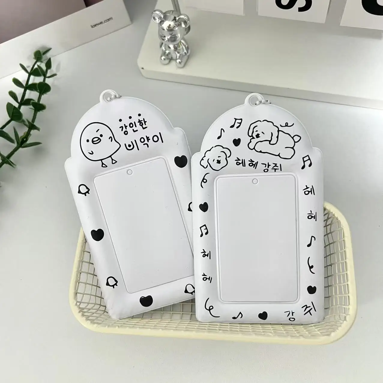 Kpop Photocard Holder Keychain Y2K PhotoCard Holder Kpop Charm Holders Kawaii Photo Card Keychain