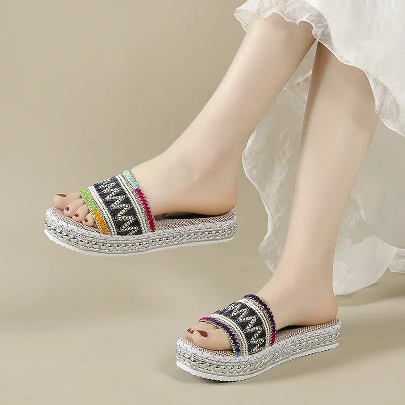 Ladies Casual Slides Female Denim Slippers For Women Wave Crystal Flat Sandals Rounded Toe Beach Slipper Flat Shoes