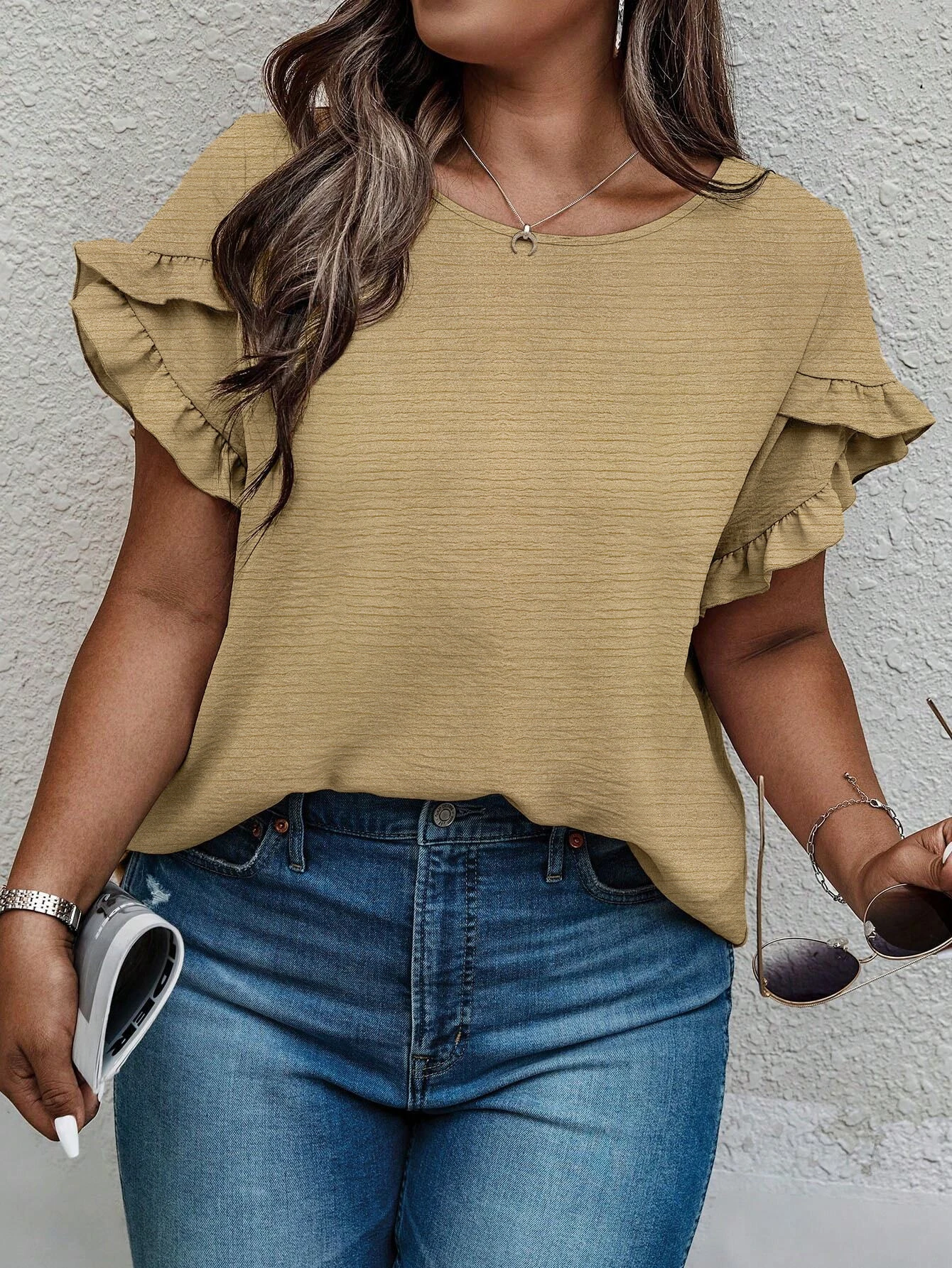 Plus Size Women Solid Color Ruffle Short Sleeve Blouse, Round Neck Loose Casual Summer Tops for Ladies Daily Wear