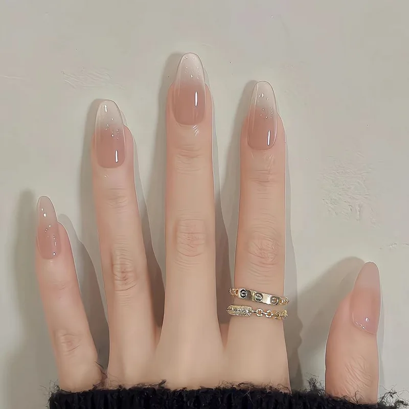 24 faux ongles minimalistes en amande, rose rêve doux ombré, avec strass brillants, effet chatoyant nude, à presser