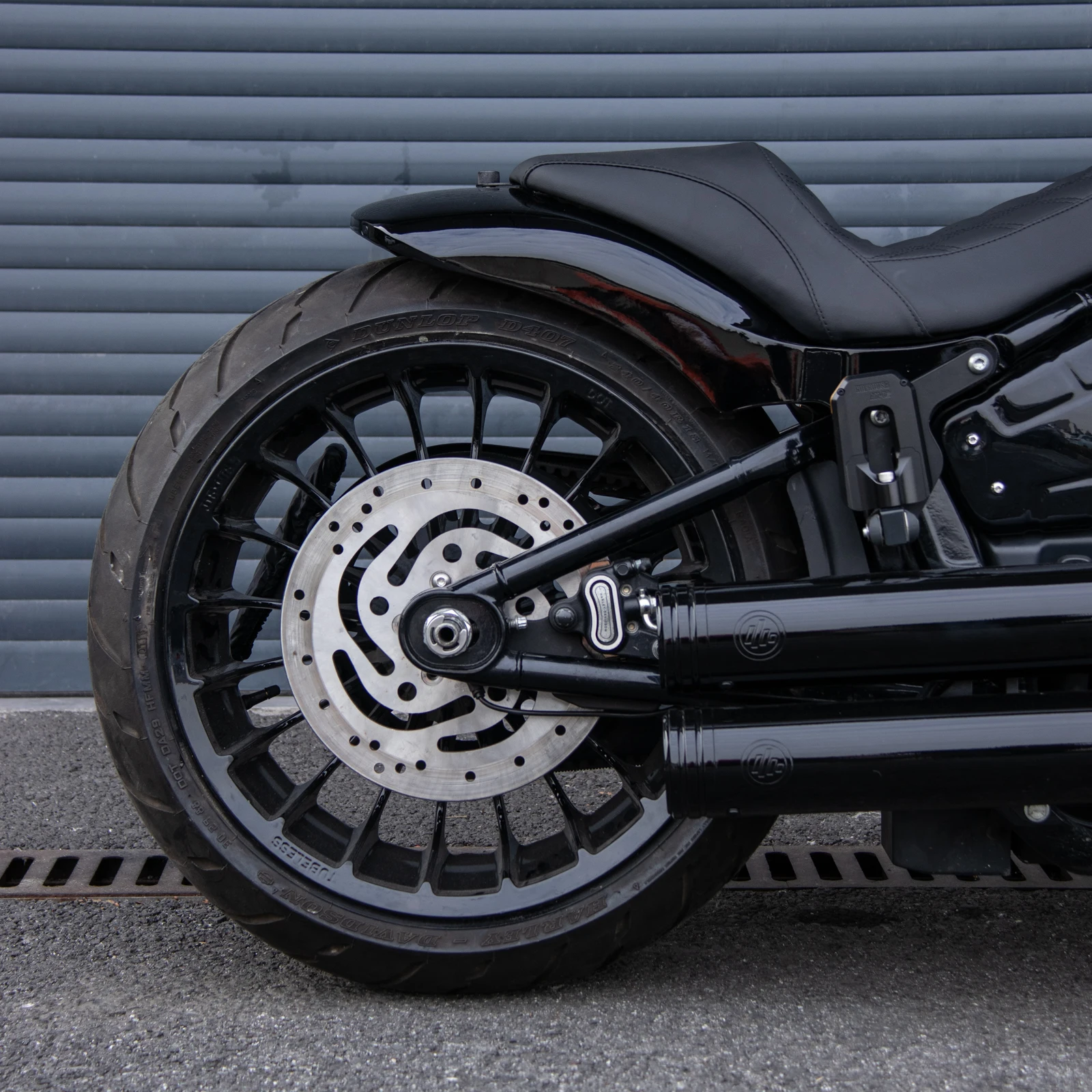 18x8.5 كروم العجلات الخلفية ل 2014-2017 سوفتيل اندلاع استبدال أجزاء الملحقات عجلات لايحتاج عجلات الحافات