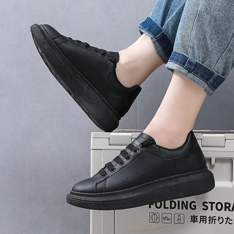 2024 new white sneakers walking shoes Breathable board shoes all match leather thick soled men's inner high increase flat shoes