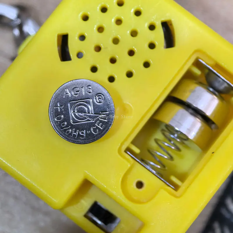 DIY Keyboard Sound Emulator Luminous Relief Stress Toy Quotation Pronunciation Light-Up Pass The Time Keys Button Pilot Keychain