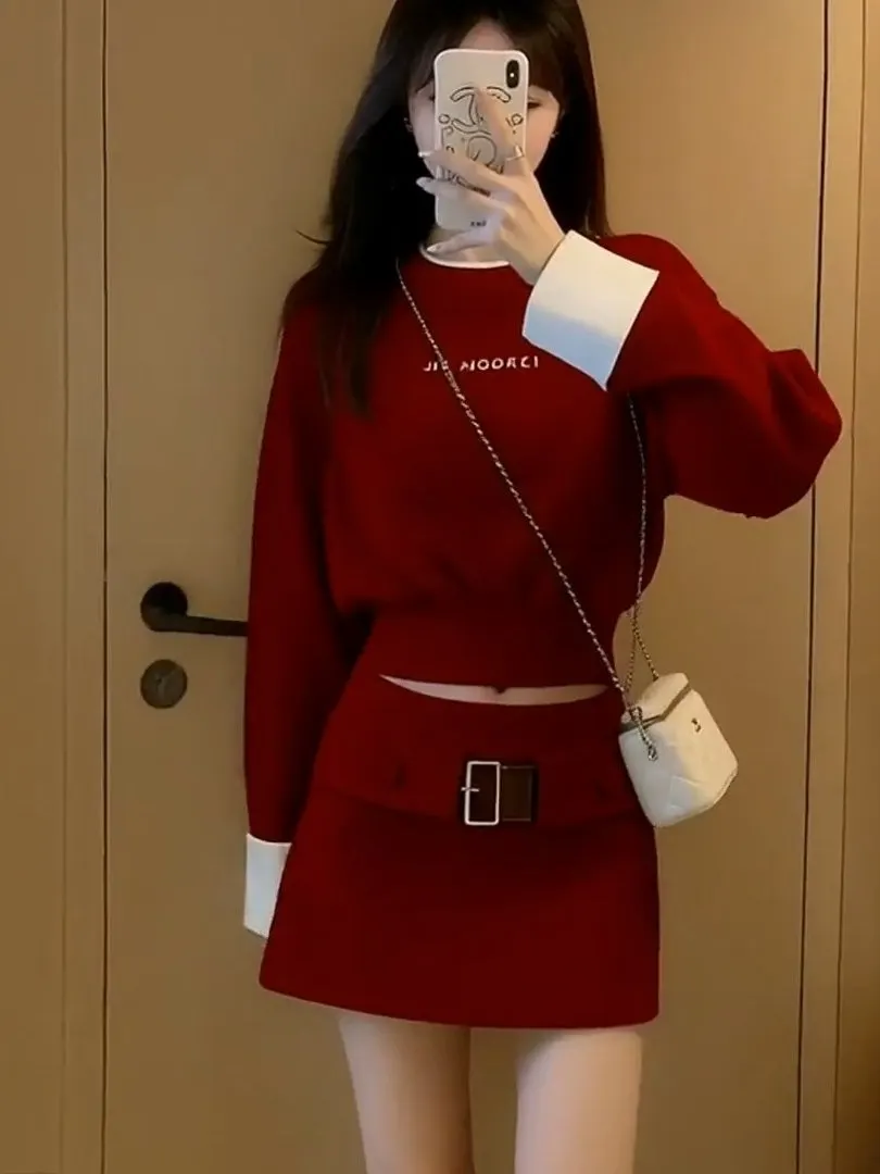 

Комплект из свитшота и юбки больших размеров: модный повседневный костюм для женщин, весенняя новинка, дышащий, средней толщины, из двух предметов