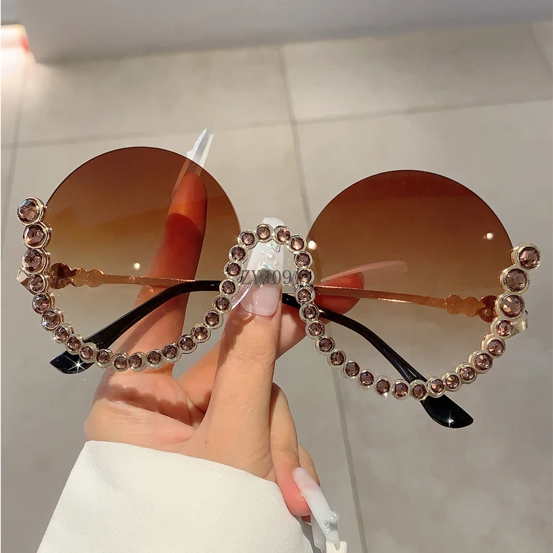 *Y2k Round Sunglasses Stylish Vintage Semi-rimless Women Shades with Rhinestones Ins Trendy Gradient Ocean Lenses Eyewear