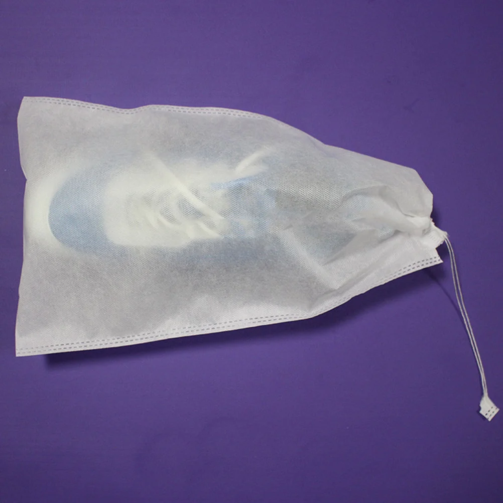 

100Pcs Seedling Grow Bags Biodegradable Non-Woven Plant Pouches for Garden Nursery Use with High Water Permeability Fabric Pots