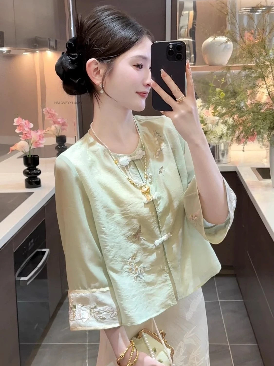 traditional-chinese-style-chiffon-blouse-women-hanfu-top-flower-embroidery-shirts-national-tang-suit-embroidery-blouse